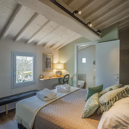 Relais Borgo Elissa Bed & Breakfast
